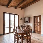 Amazhome - Le 12 Querce * Castel di Mezzo