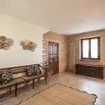 Amazhome - Le 12 Querce Castel di Mezzo