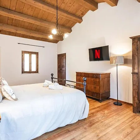 Amazhome - Le 12 Querce * Castel di Mezzo