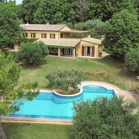 Amazhome - Le 12 Querce * Castel di Mezzo